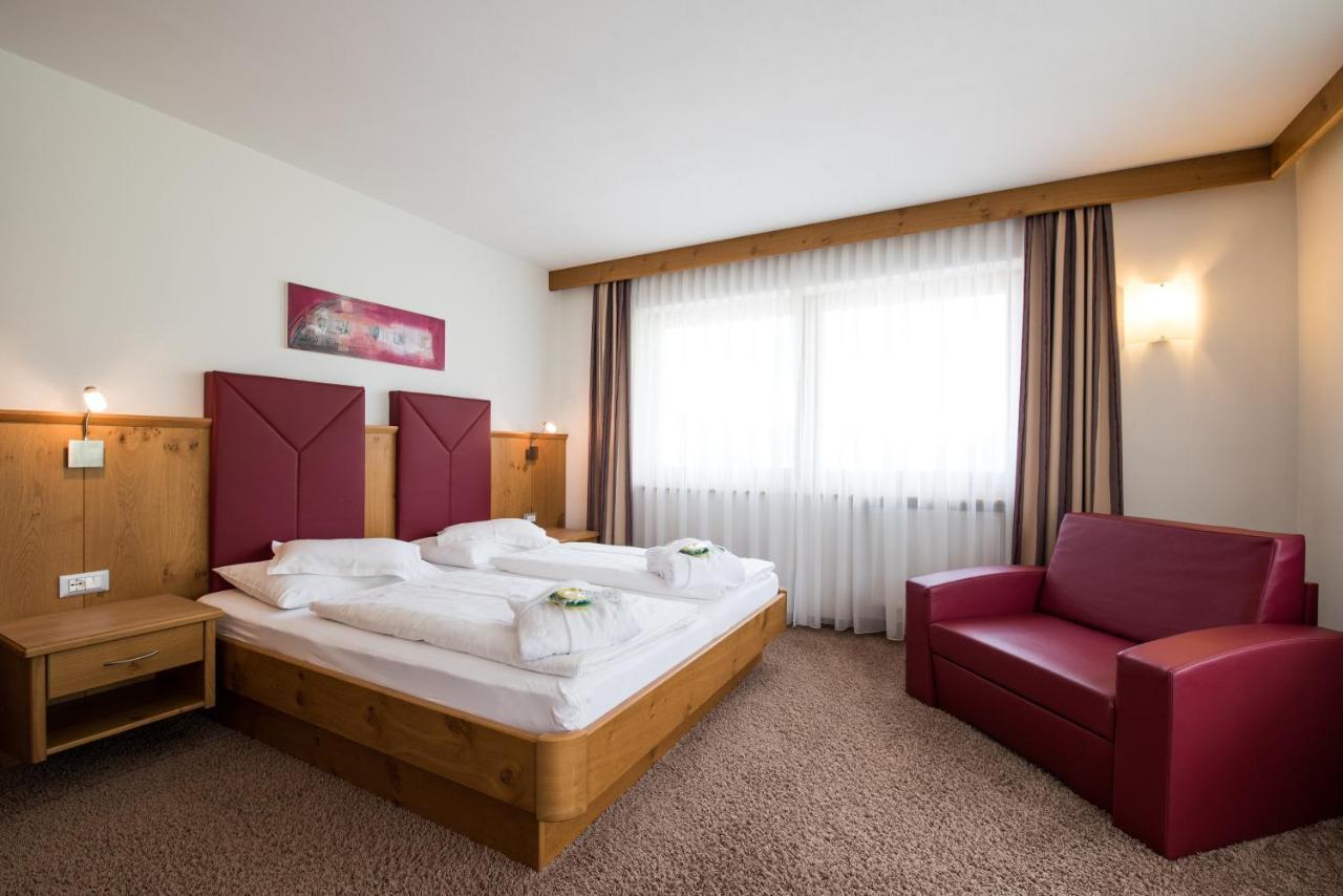 Garni Hotel Bel Vert Σέλβα ντι Βαλ Γκαρντένα Εξωτερικό φωτογραφία