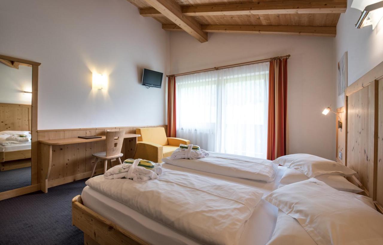 Garni Hotel Bel Vert Σέλβα ντι Βαλ Γκαρντένα Εξωτερικό φωτογραφία